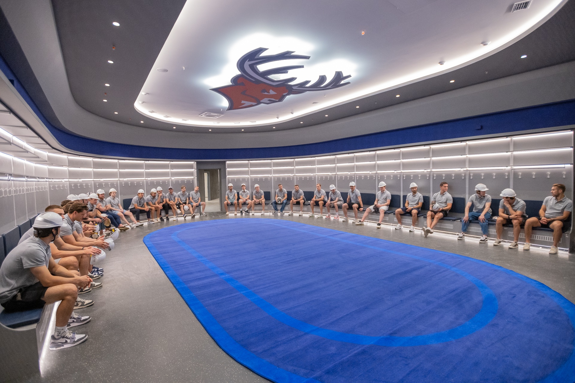 «Торпедо» - на новой ледовой арене