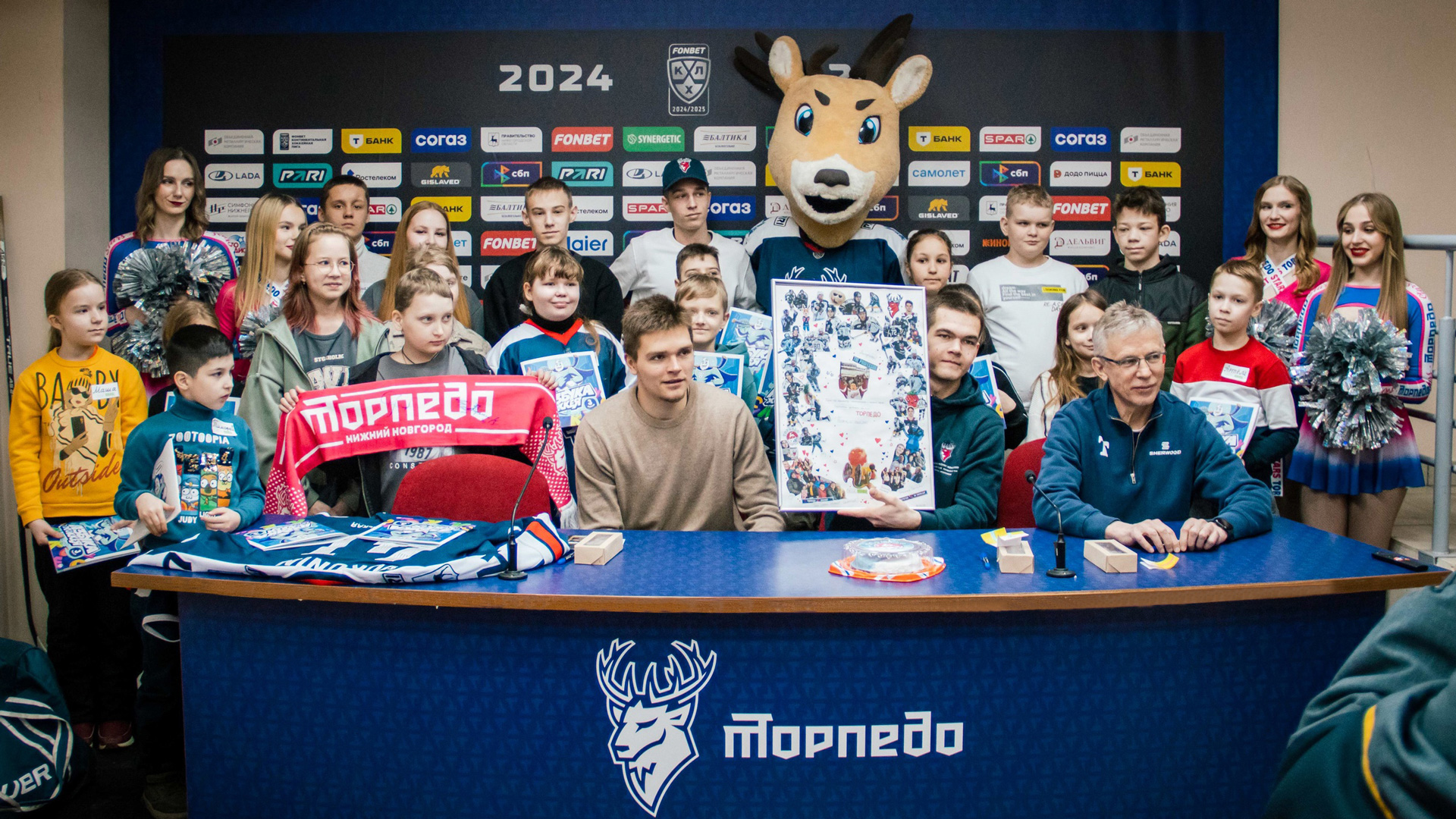 «Урок хоккея» для «победителей» Фонда НОНЦ