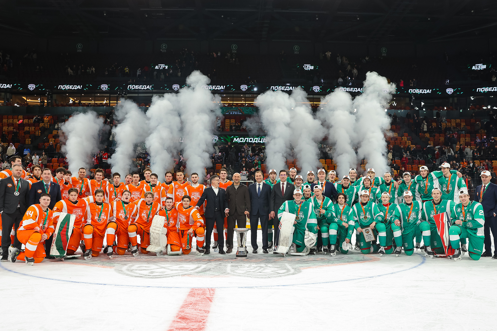 Восток уступил Западу